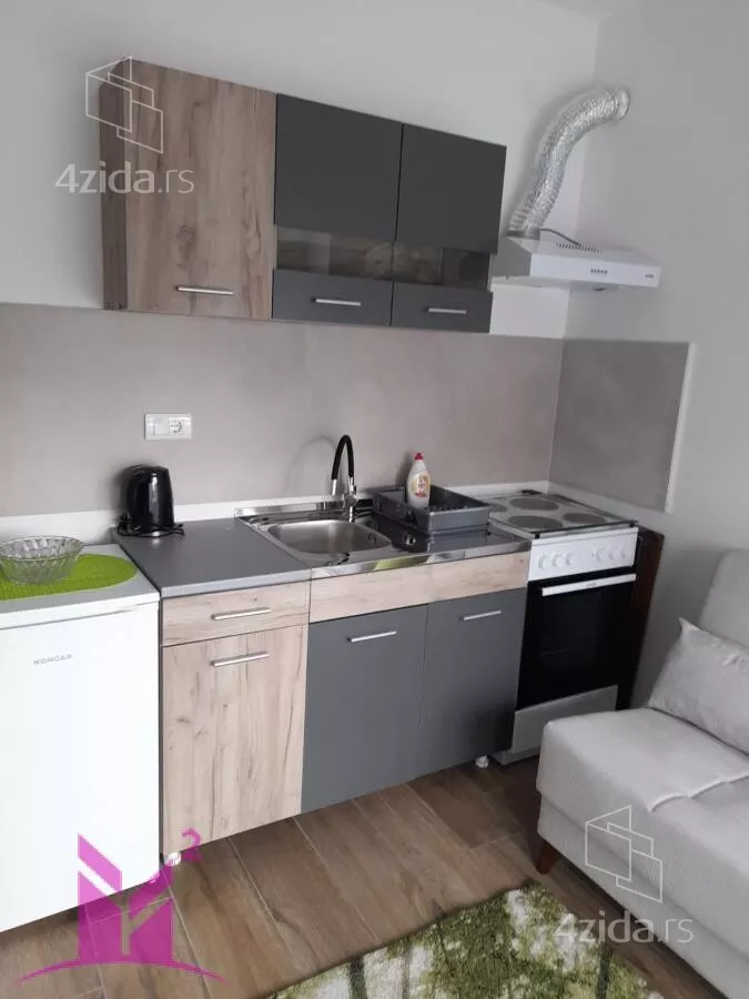 Garsonjera | 4zida