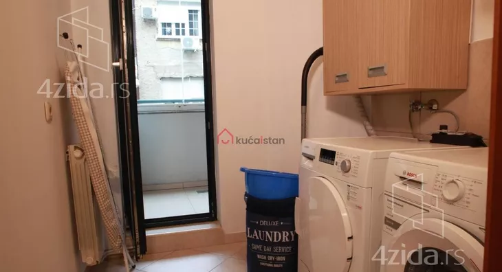 Petosoban stan | 4zida