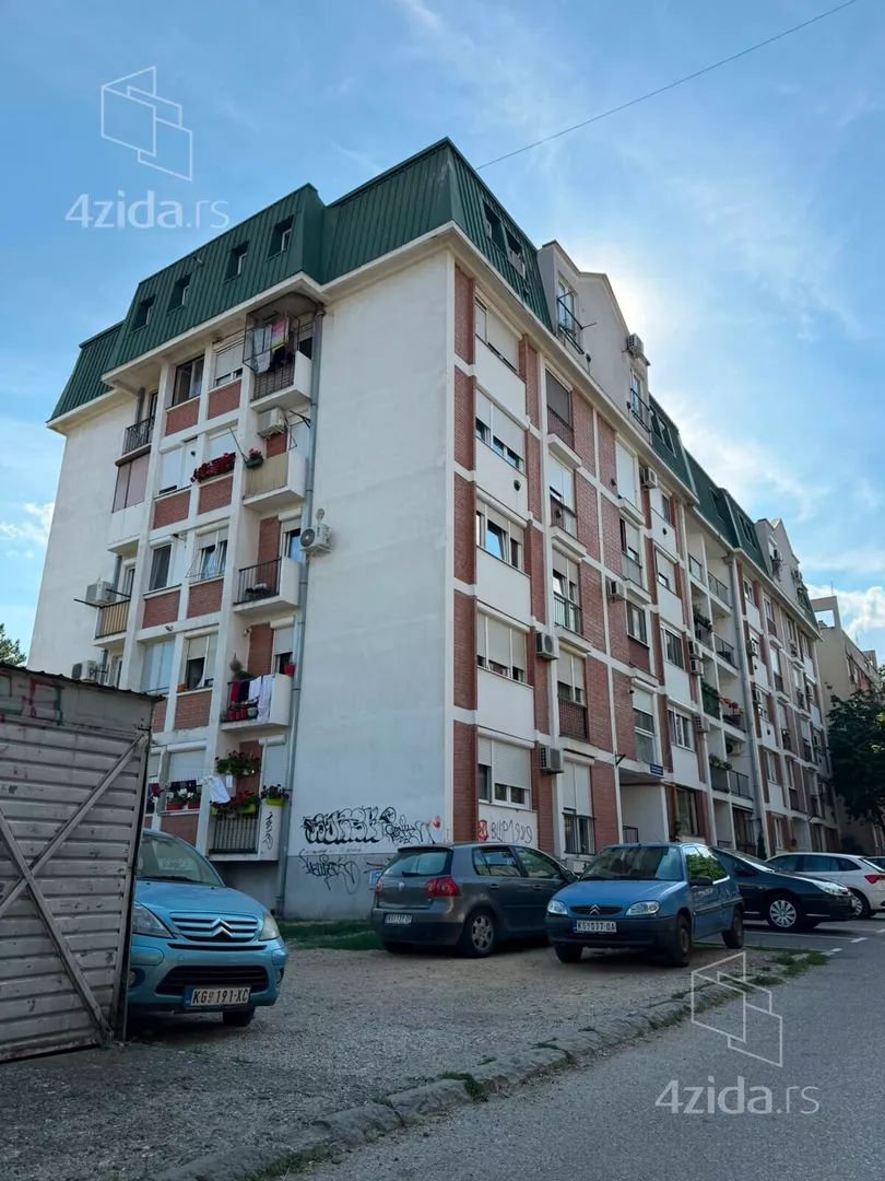 Garsonjera | 4zida