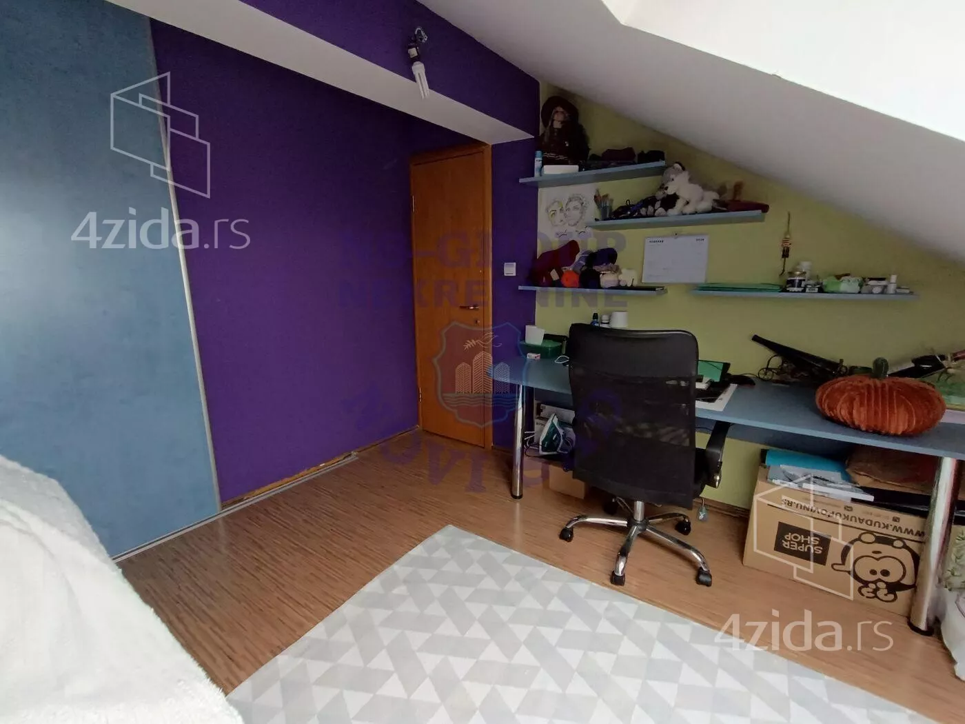 Petosoban stan | 4zida