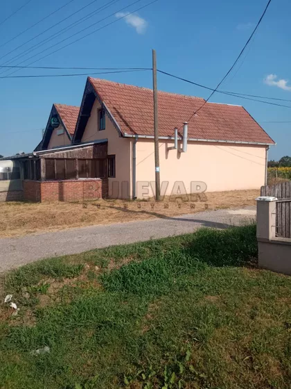 Vučić | 4zida.rs