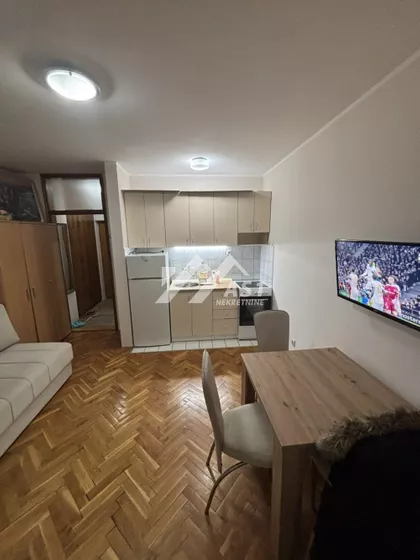 Vuka Karadžića | 4zida.rs