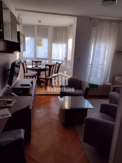 Ratka Mitrovića | 4zida.rs