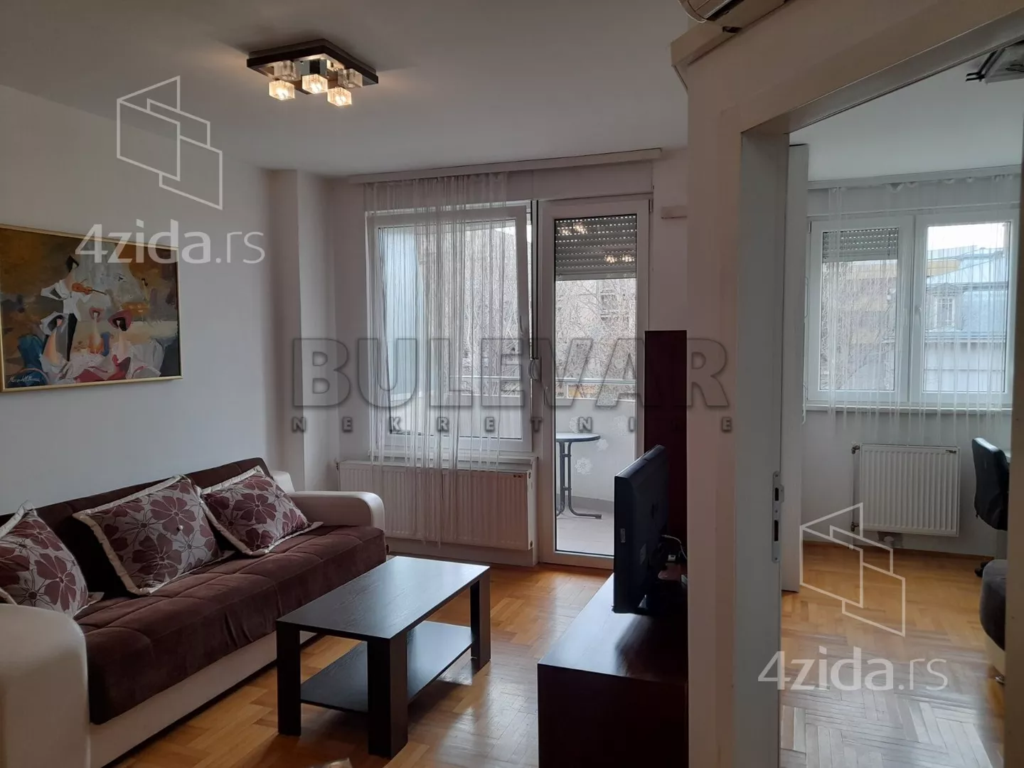 Jednoiposoban stan | 4zida