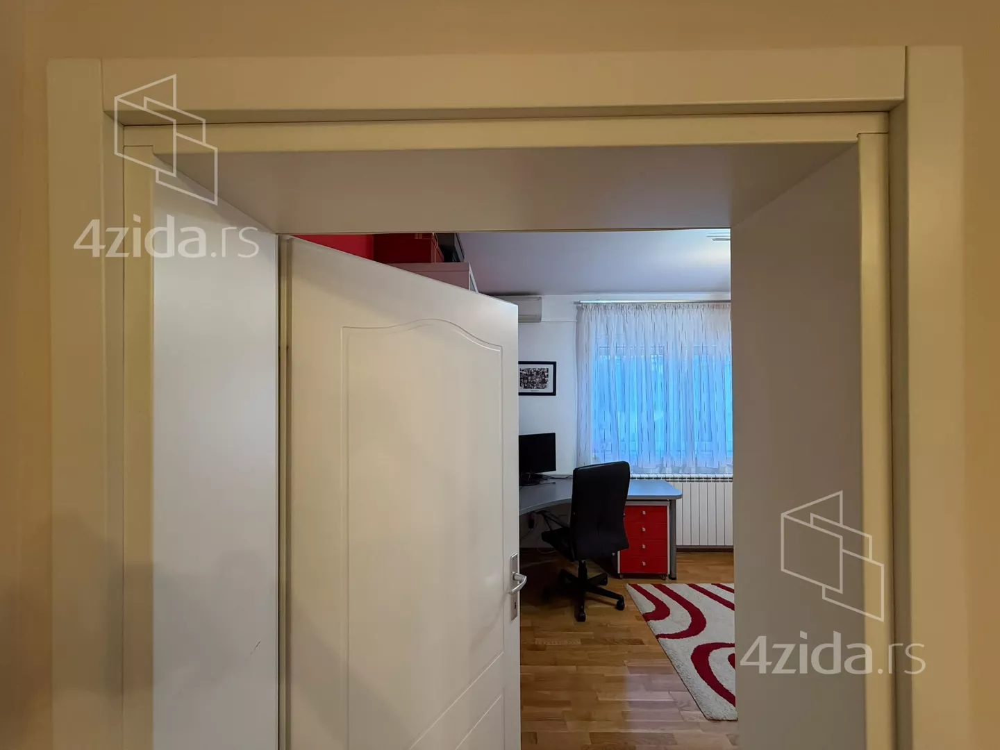 Troiposoban stan | 4zida