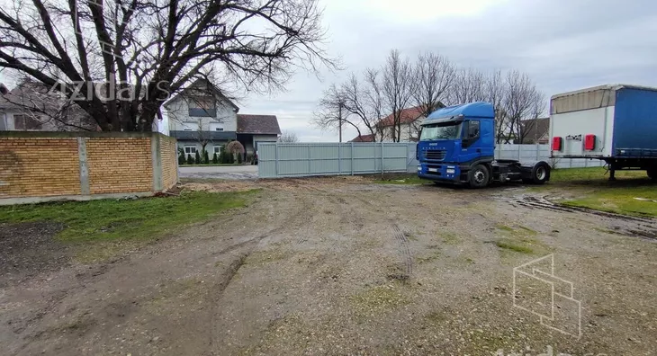 Poslovna zgrada | 4zida