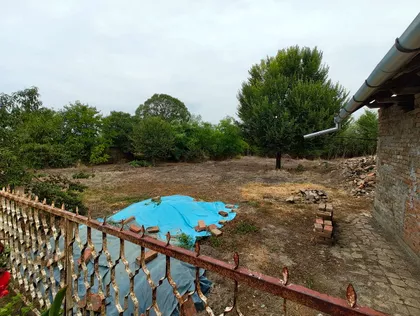 Taraš | 4zida.rs