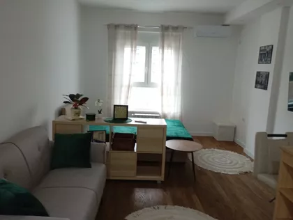Milovana Gušića 101 | 4zida.rs