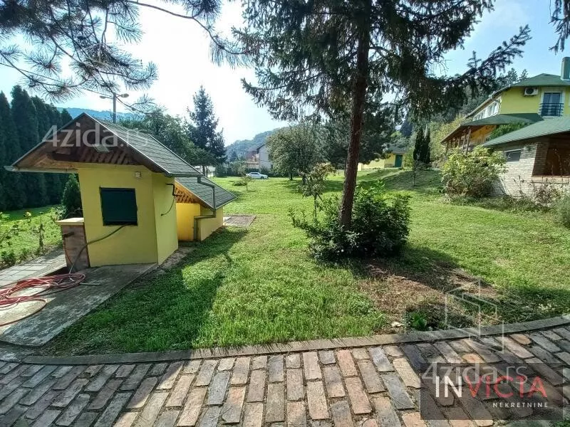 Kuća | 4zida
