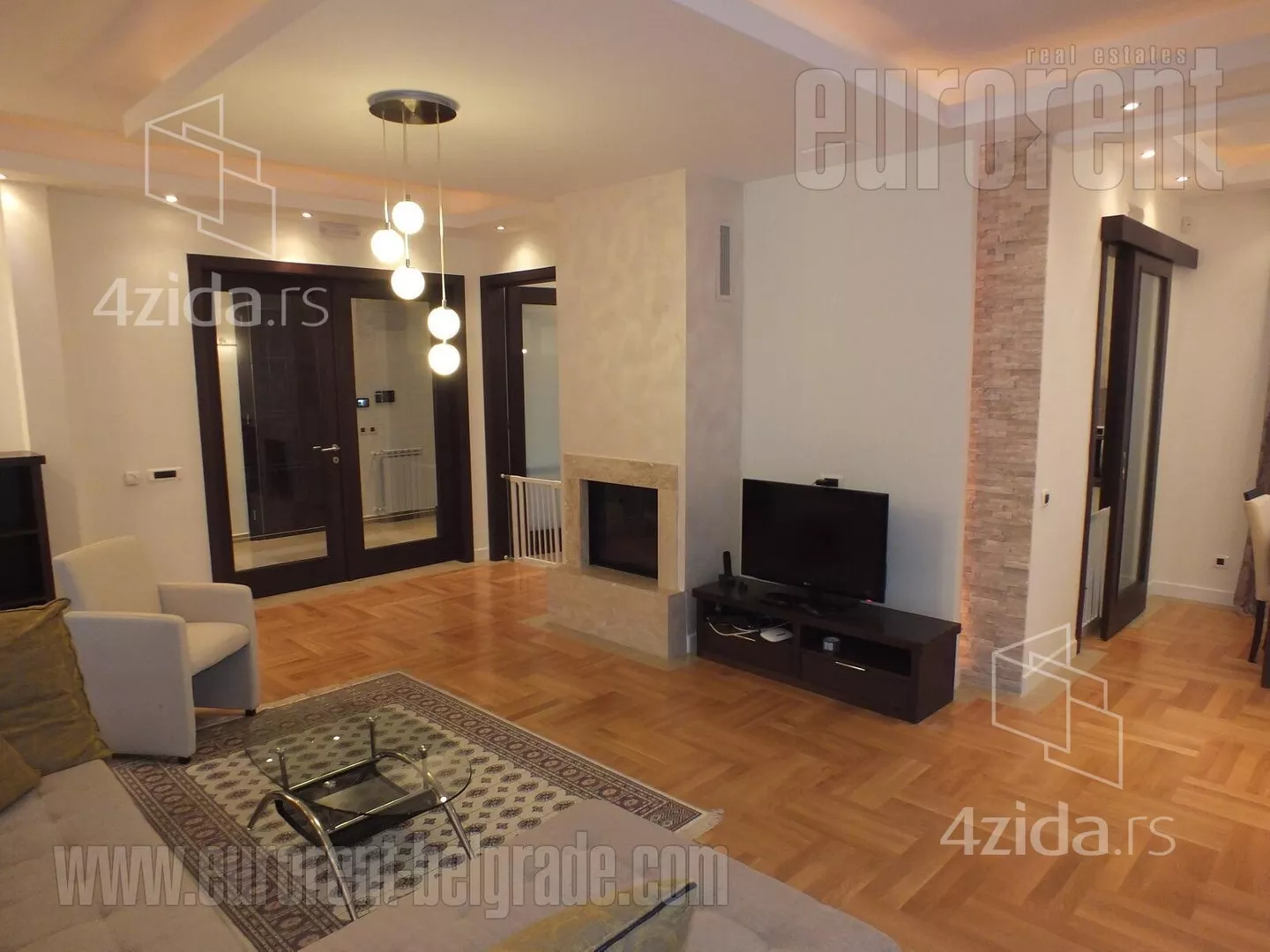 Četvoroiposoban stan | 4zida