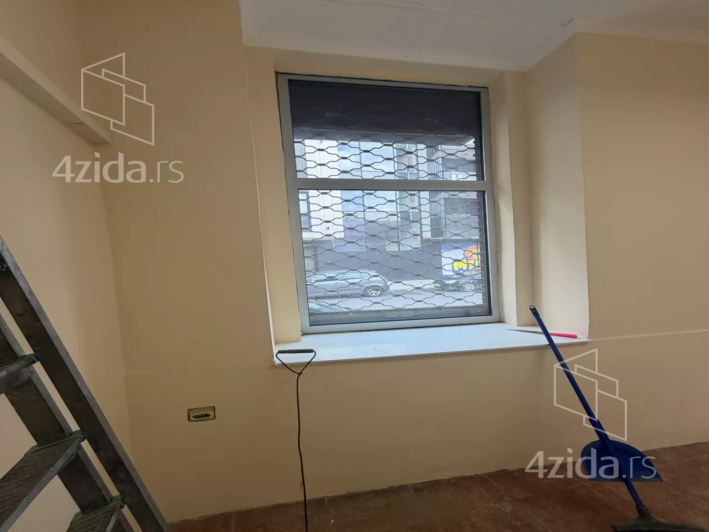 Poslovni prostor | 4zida