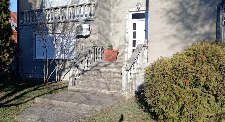 3-etažna kuća | 4zida