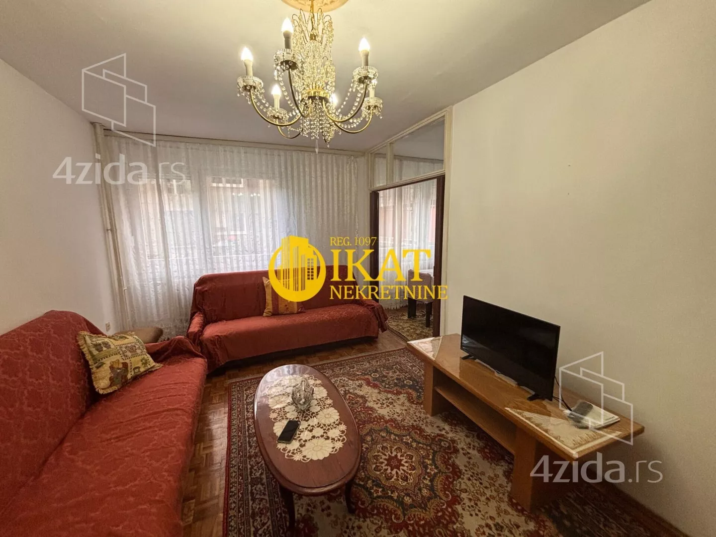 Jednoiposoban stan | 4zida