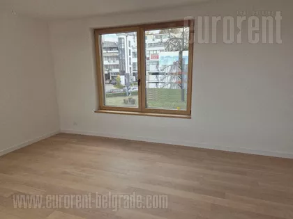 BANOVO BRDO | 4zida.rs