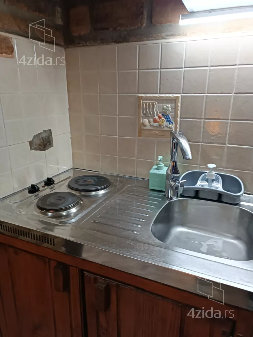 Garsonjera | 4zida