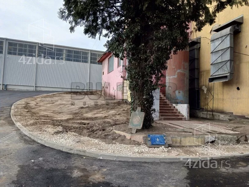 Lokal | 4zida
