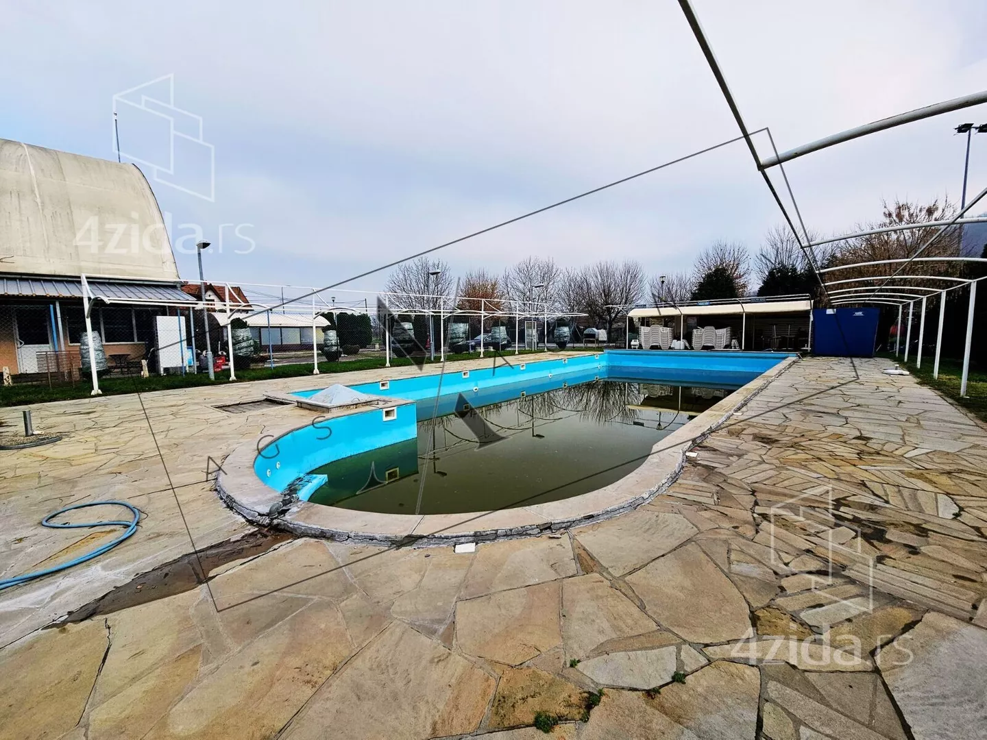 Poslovni prostor | 4zida