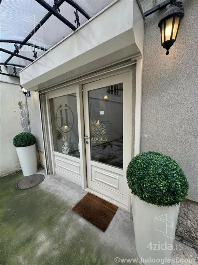 Lokal | 4zida