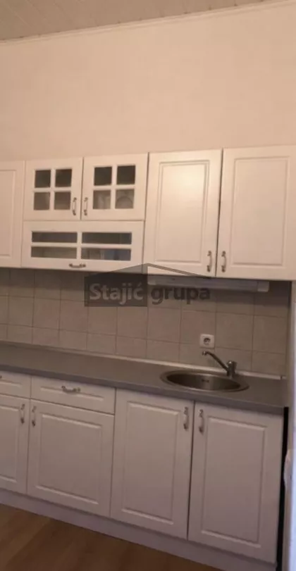 Cara Dušana | 4zida.rs