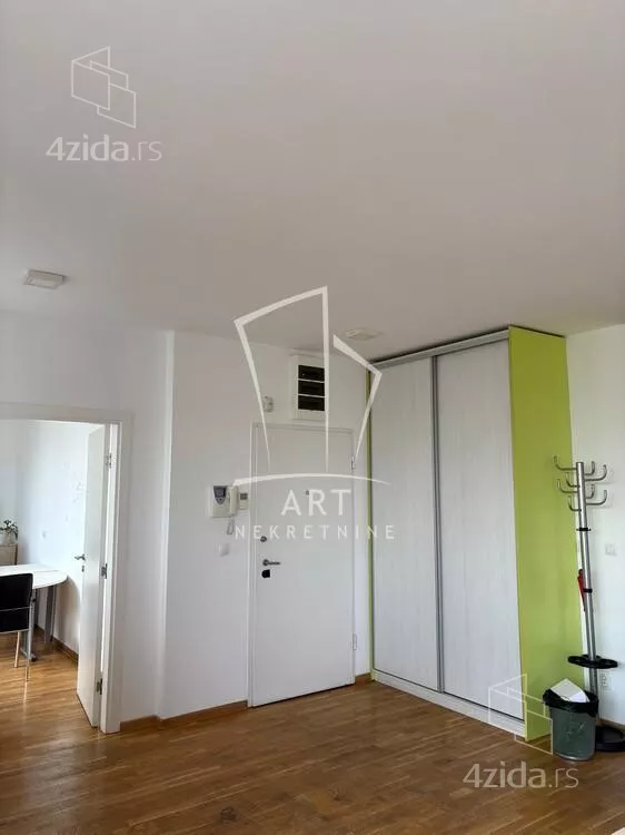 Kancelarija | 4zida