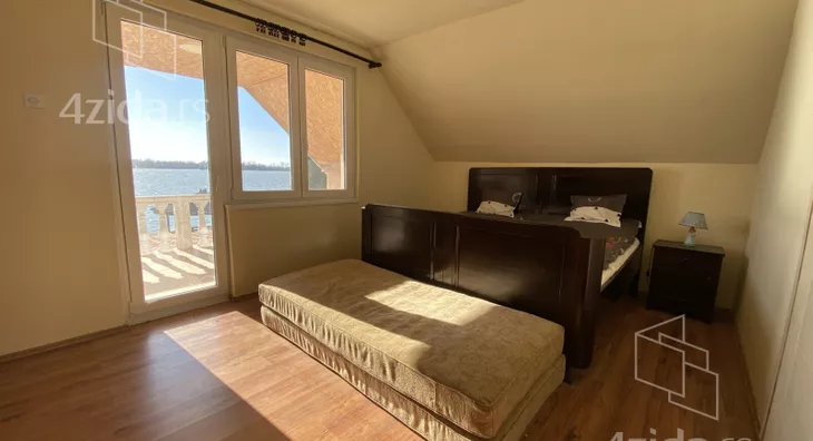 Turistički objekat | 4zida