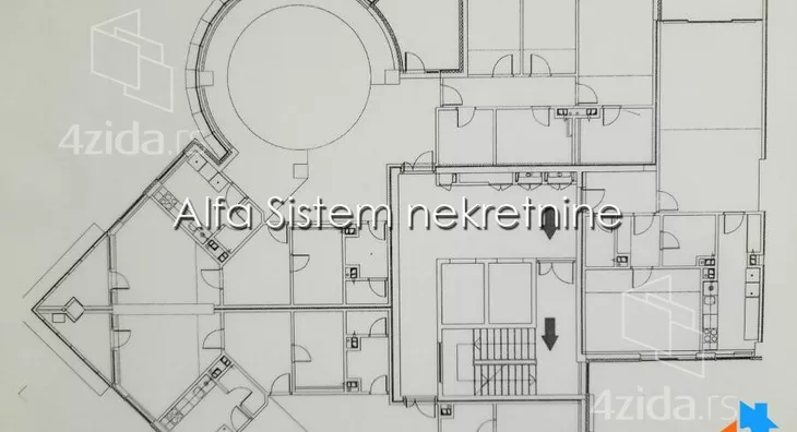 Šestosoban stan | 4zida