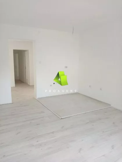 Pantelej | 4zida.rs