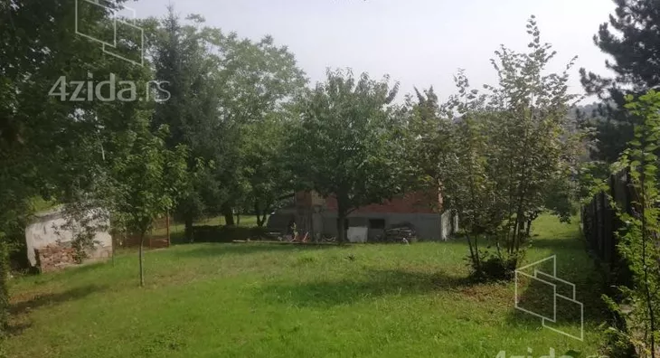 Plac | 4zida