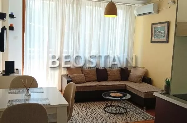 Dvosoban stan za izdavanje, Bulevar Umetnosti, 800€, 58m² - stampaj