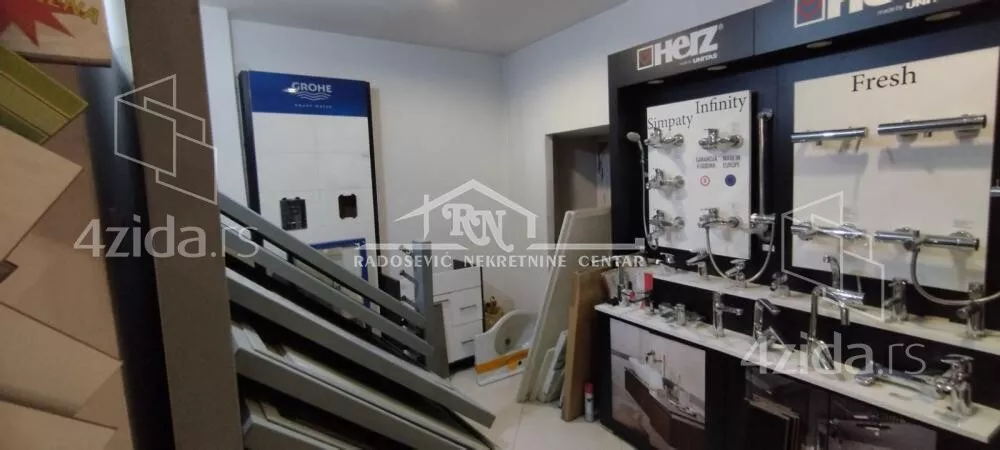 Lokal | 4zida