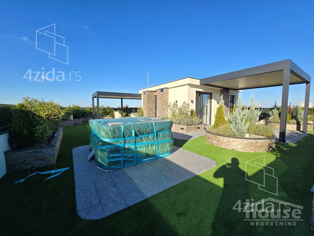 Šestosoban stan | 4zida