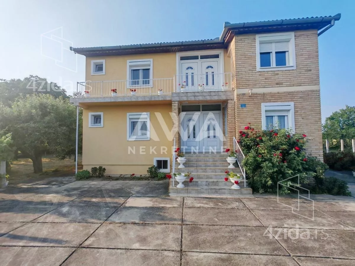 Kuća | 4zida
