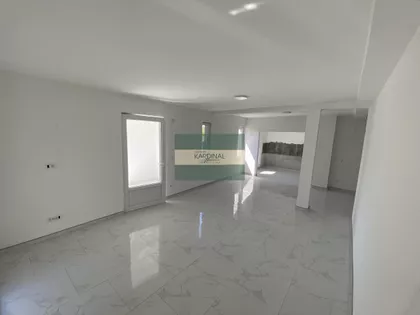 Crvene Livade | 4zida.rs