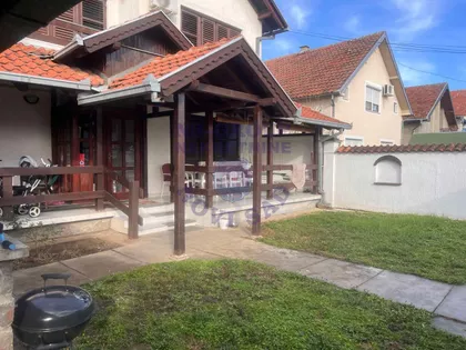 Bački Jarak | 4zida.rs