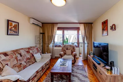 Bulevar Nemanjića | 4zida.rs