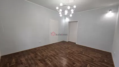 Pravni fakultet - Vračar | 4zida.rs