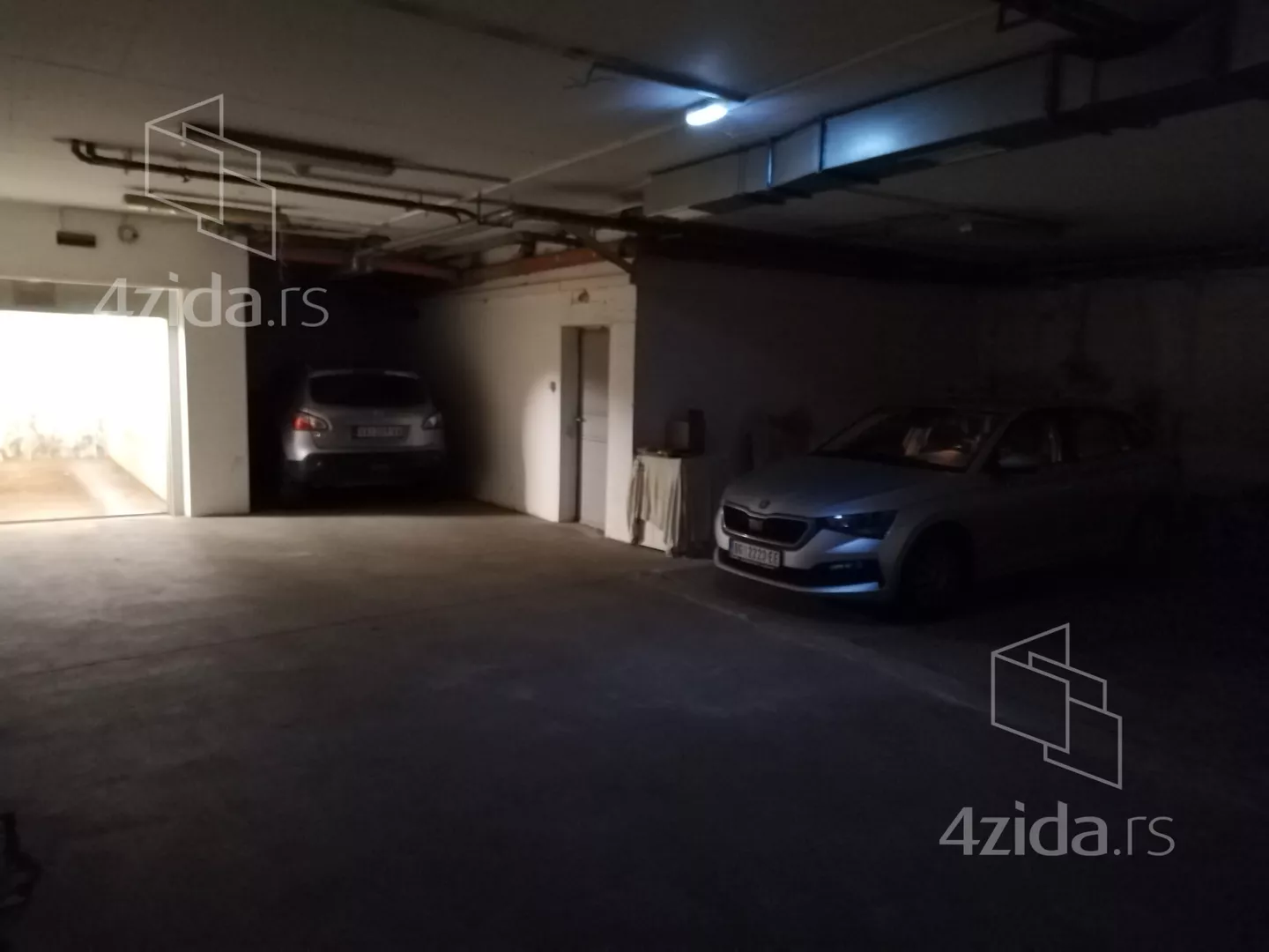 Garaža | 4zida