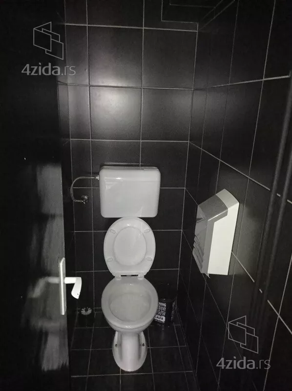 Lokal | 4zida