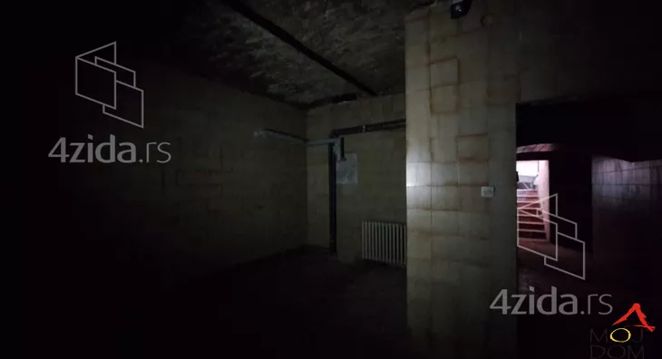 Poslovni prostor | 4zida