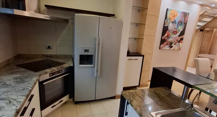 Šestosoban stan | 4zida