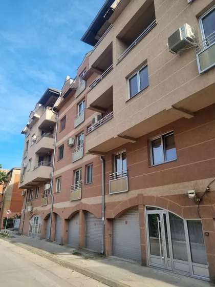 Dositeja Obradovića 11 | 4zida.rs