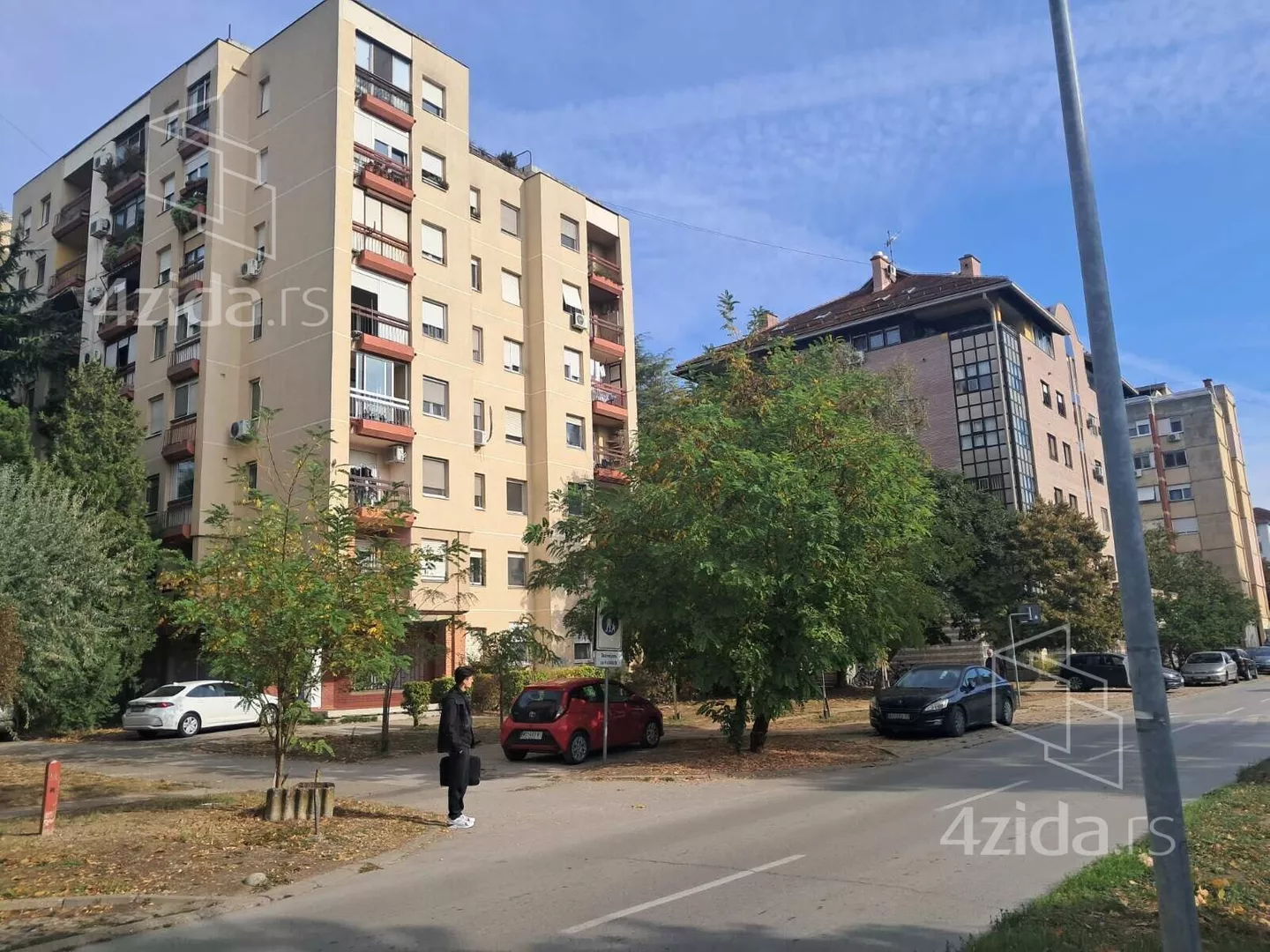 Četvorosoban stan | 4zida