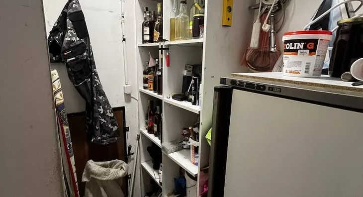 Šestosoban stan | 4zida