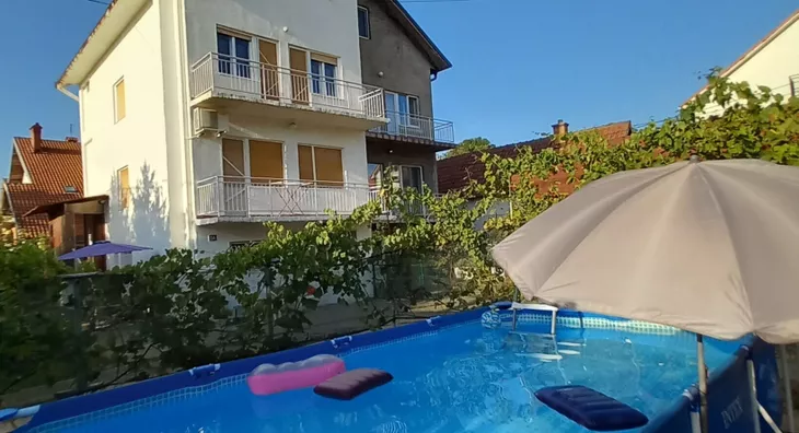 4-etažna kuća | 4zida