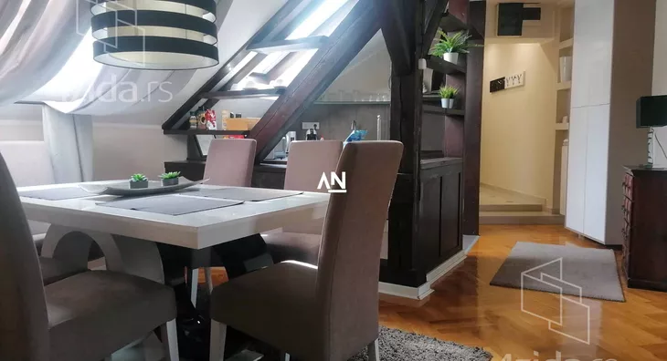 Petosoban stan | 4zida