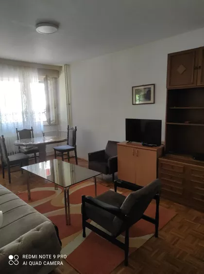 Zmaj Jovina 1 | 4zida.rs