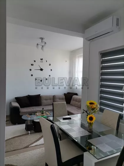 Sinđelićev trg | 4zida.rs
