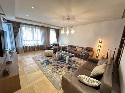 Trešnjinog cveta | 4zida.rs