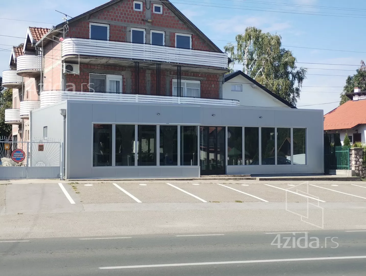 Poslovni prostor | 4zida