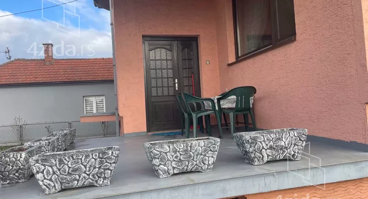 2-etažna kuća | 4zida